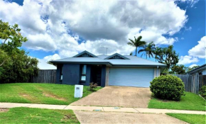 Modern 4BR close to the Airport- Whole house, Gladstone